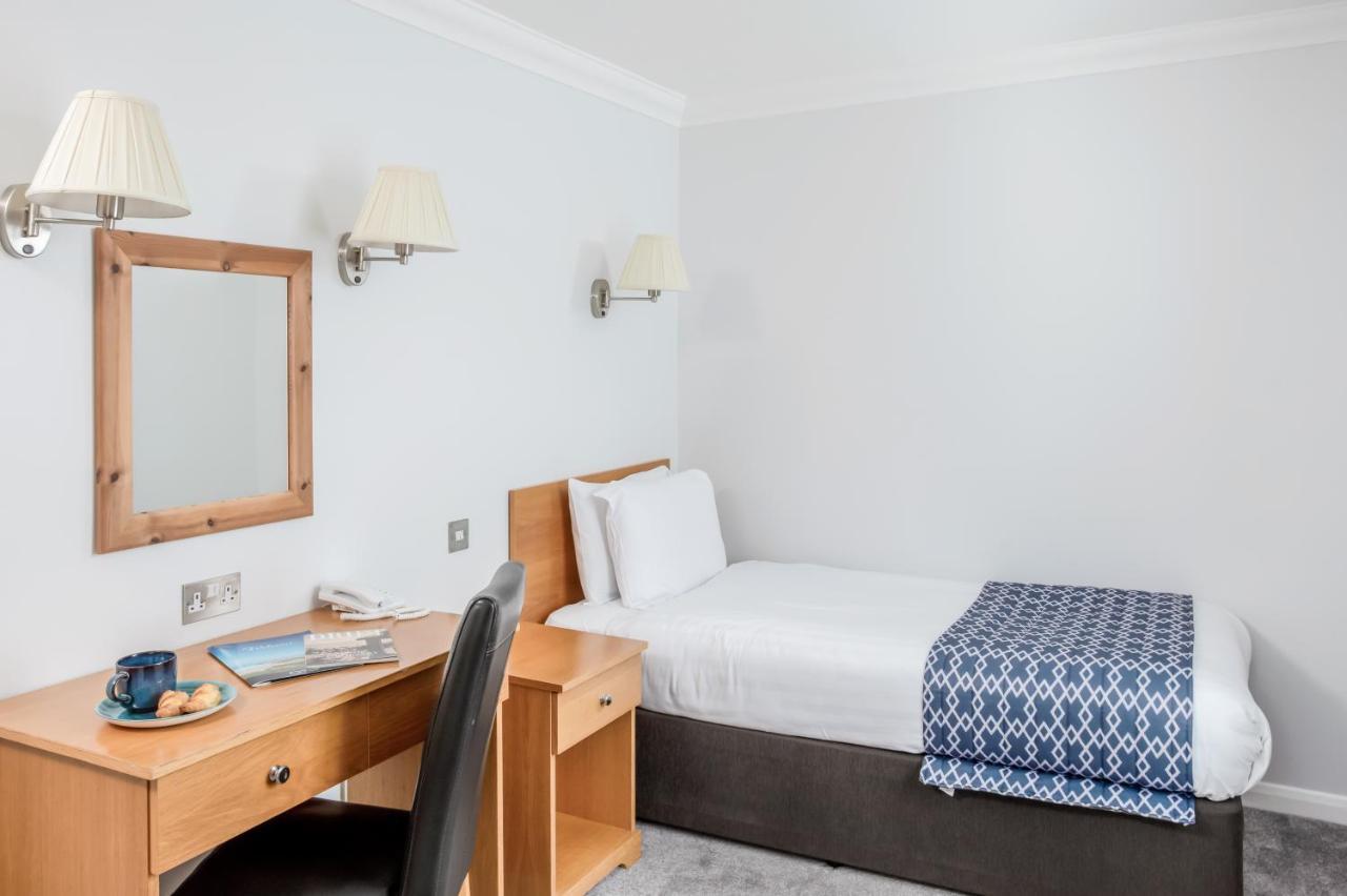 The Kilbirnie Hotel New Quay Eksteriør bilde