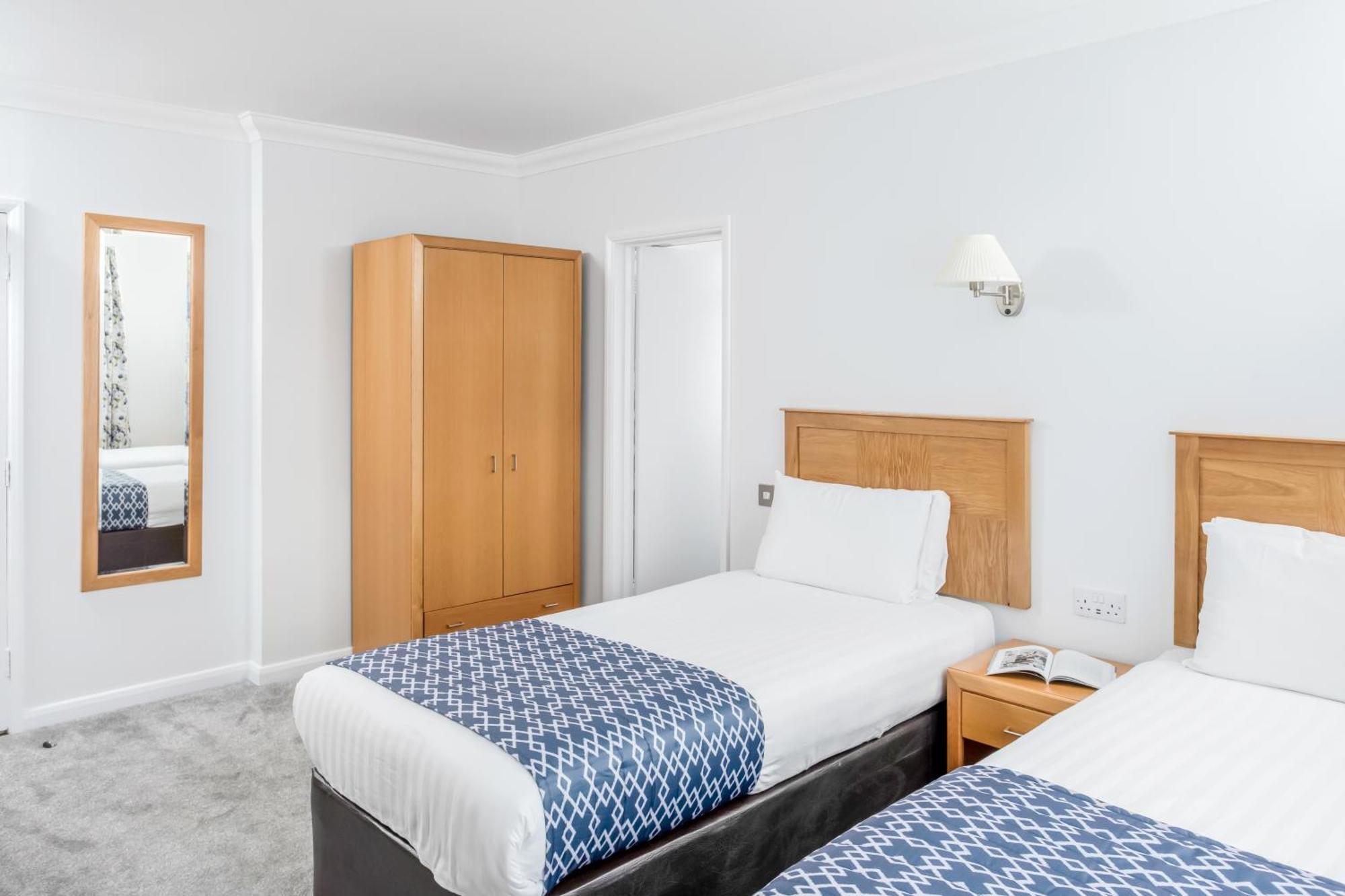 The Kilbirnie Hotel New Quay Eksteriør bilde