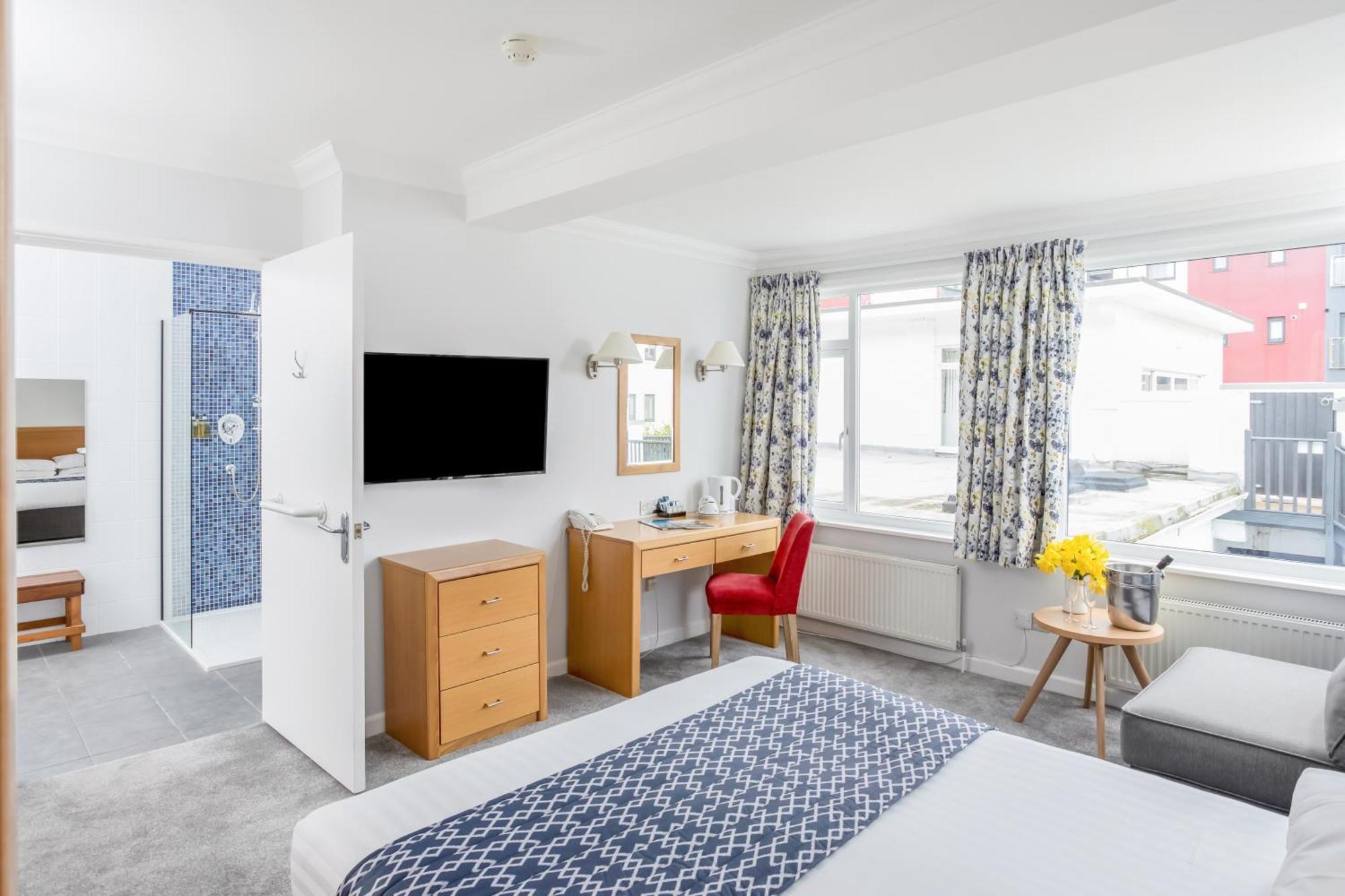 The Kilbirnie Hotel New Quay Eksteriør bilde